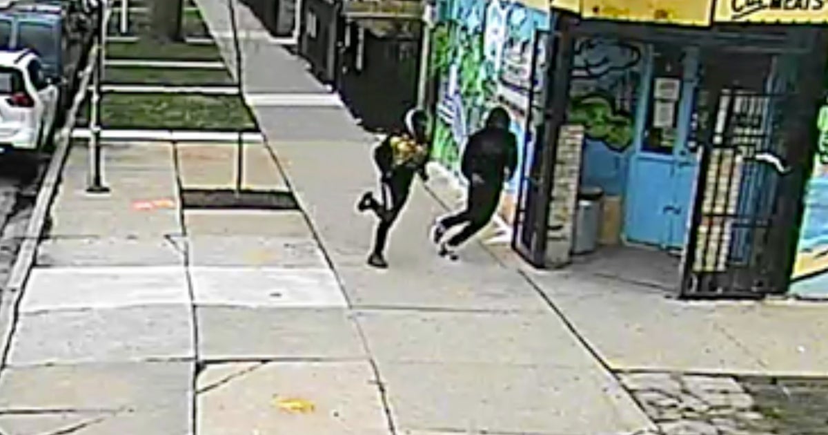 $25K reward offered in robbery of Logan Square postal worker | FOX 32 ...