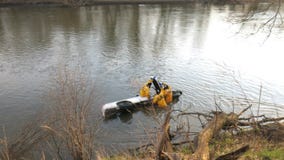 Driver critical after speeding pickup crashes into Des Plaines River