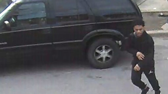 Gary police release photos of shooting suspect