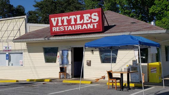 Georgia restaurant owner sells car to have enough money to pay her employees