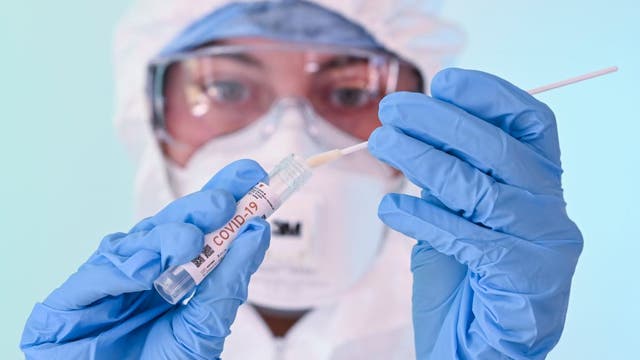 Illinois COVID-19 cases top 4K in 1 day, Pritzker notes more testing