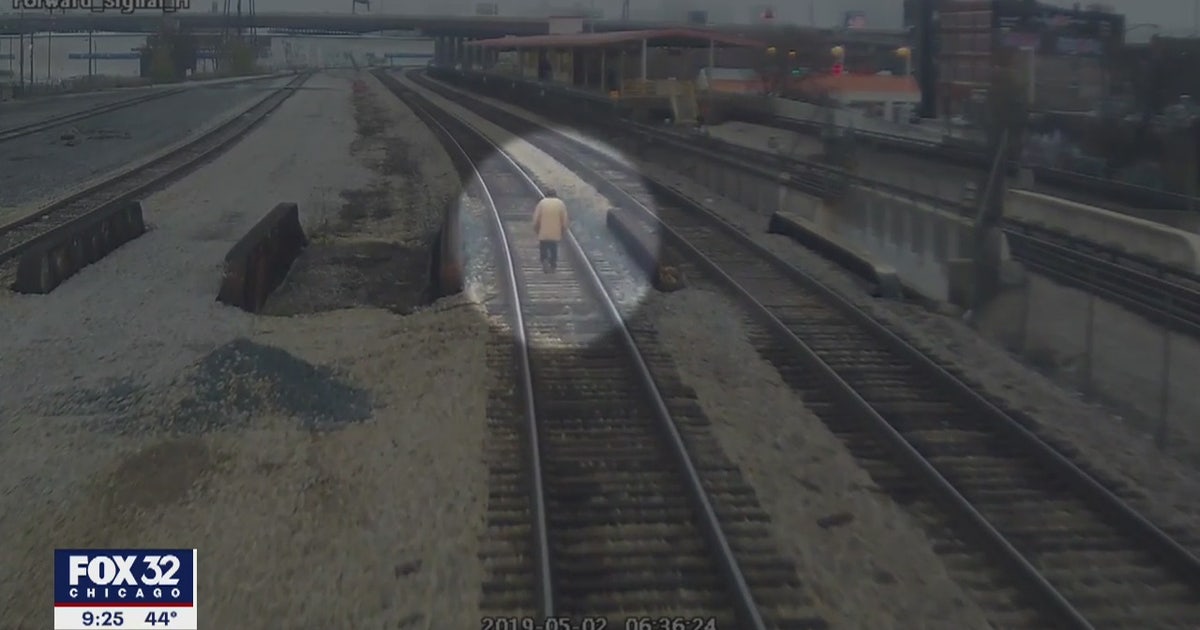Family of man killed by Metra train files wrongful-death lawsuit | FOX ...