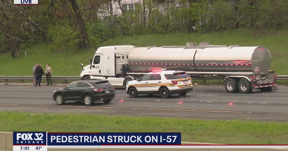 Man hit, killed by semitrailer on I-57 | FOX 32 Chicago