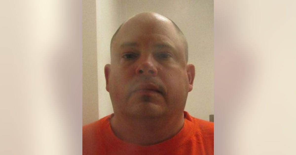 Aurora man charged with traveling to meet child for sex | FOX 32 Chicago