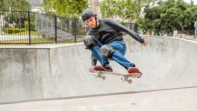 Tony Hawk sends boy his skateboard after plea from FedEx driver