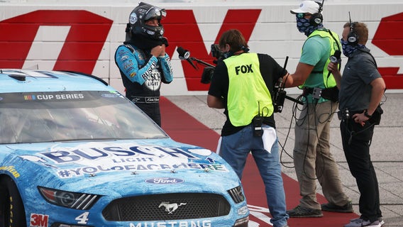 Harvick wins at Darlington in front of empty grandstands as NASCAR returns to racing