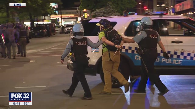 Protesters arrested in Chicago's Old Town neighborhood after curfew