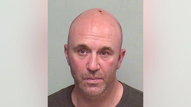 Man charged with DUI had blue and white emergency lights on his truck: sheriff's office