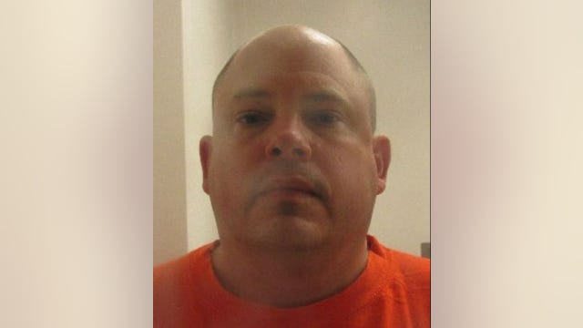 Aurora man charged with traveling to meet child for sex