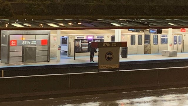Man killed by Red Line train after being pushed onto tracks at 87th; suspect in custody
