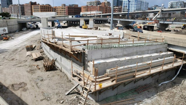 Eisenhower to Kennedy ramp closing for 4 months starting June 1