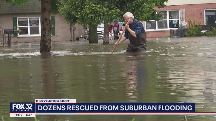 Dozens Rescued From Suburban Flooding After Record Setting Rainfall Fox 32 Chicago