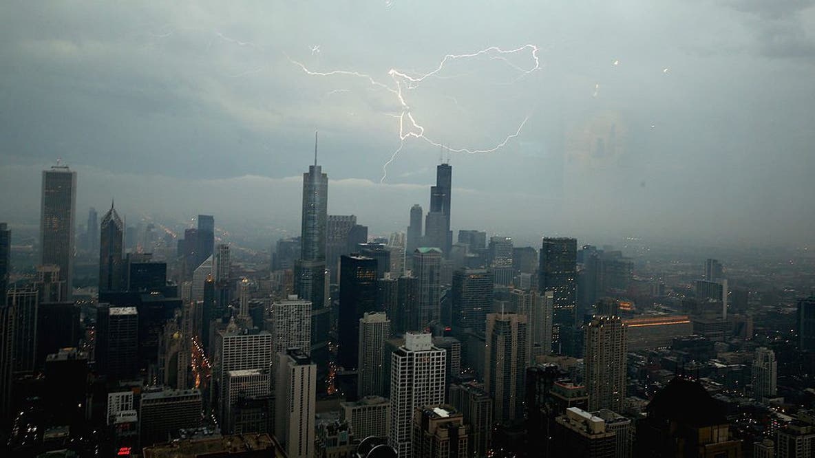 Chicago weather: Storms moving in this morning, cooler air arrives midweek