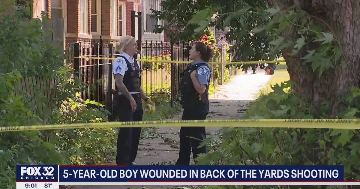 5-year-old boy, man wounded in Back of the Yards shooting | FOX 32 Chicago