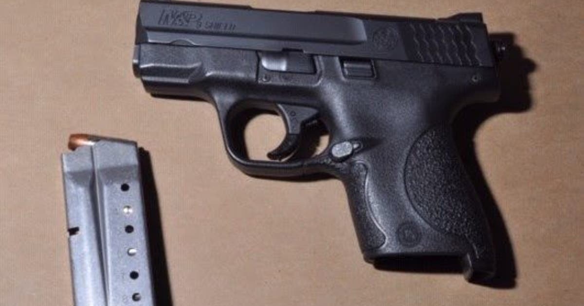 Man faces drug, weapons charges after Evanston traffic stop | FOX 32 ...