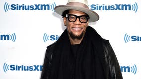 Comedian DL Hughley COVID-19 positive after fainting onstage