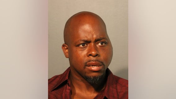 Man charged with fighting employee, customers at Jewel-Osco in Chicago
