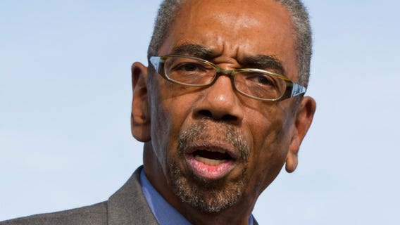 Congressman Bobby Rush tells vaccine skeptics 'stop playing Russian roulette' with lives