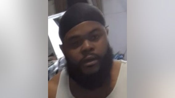 Police looking for suspect in beating death of suburban business owner