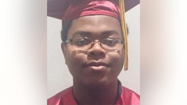 Man, 18, missing from Lincoln Park found
