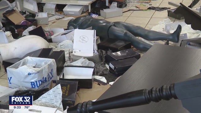 'Buy & Fly' store in Chicago may never reopen after looters strike
