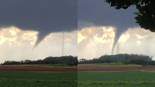 Storms cause power outages throughout Chicago, severe weather expected into Wednesday
