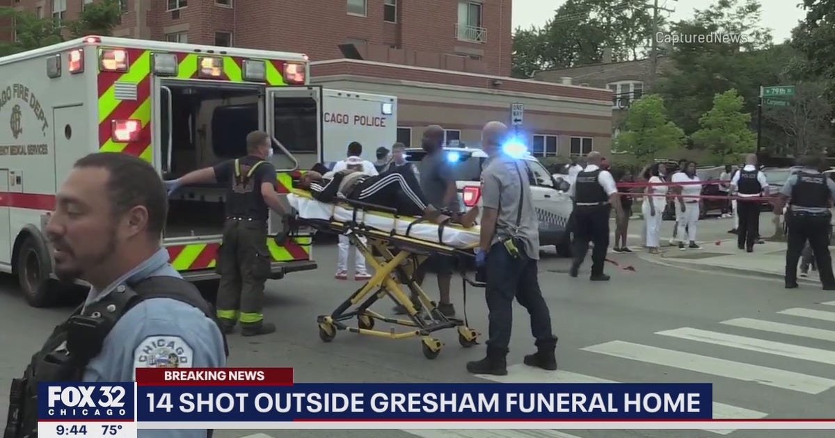 15 people shot on Chicago's South Side after funeral, police say | FOX ...