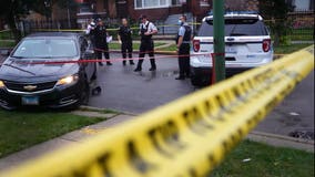 Violence, protests, arrival of federal agents put Chicago on edge