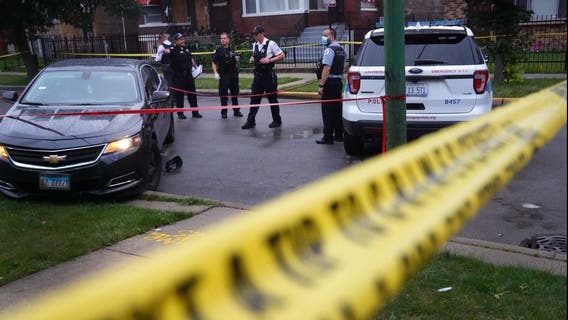 Violence, protests, arrival of federal agents put Chicago on edge