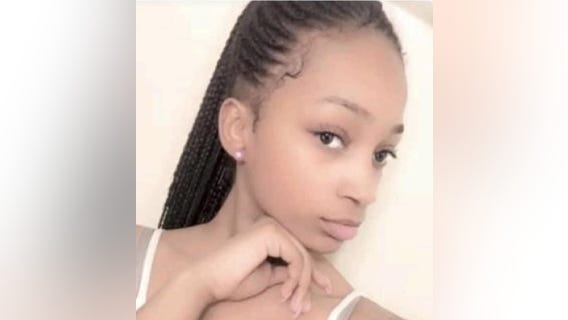 Woman, 21, missing from Washington Park: police