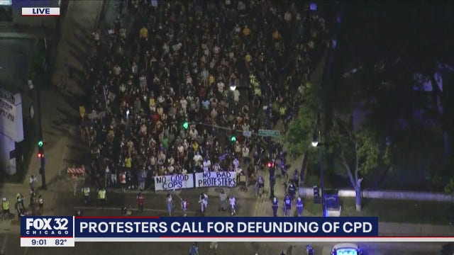 Hundreds gather on the West Side, demanding closure of CPD's Homan Square facility
