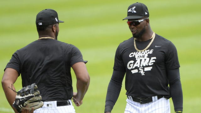 White Sox place Luis Robert on IL because of flu-like symptoms