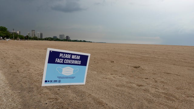 'It's called a pandemic, people': Lightfoot warns of shutting down lakefront