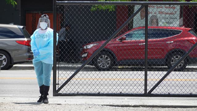 Illinois reports record-high 10,376 cases of coronavirus, 49 deaths