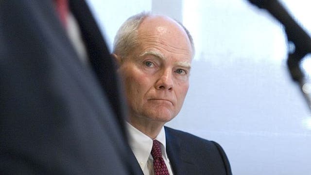 Ex-Indiana Gov. Joe Kernan, who was a Vietnam POW, dies at 74