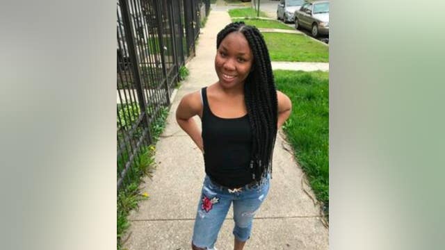 Missing girl, 16, last seen in Englewood