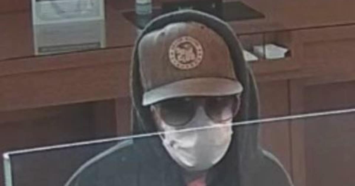 Men wanted for bank robberies in Bolingbrook, Homewood: FBI | FOX 32 ...