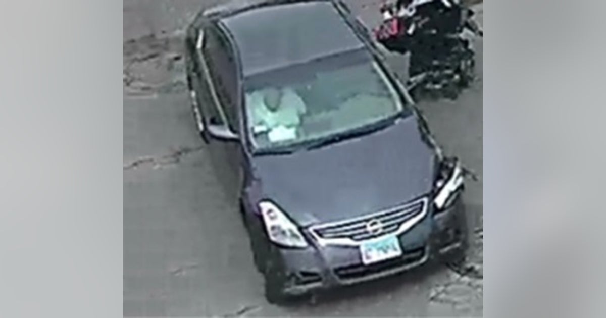 Police seek car wanted in East Garfield Park hit-and-run | FOX 32 Chicago