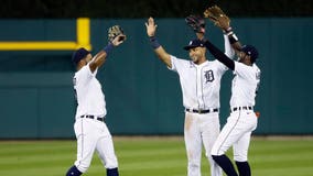 Tigers beat Cubs 7-6; Heyward sits out amid player protests