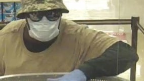 Man robs TCF Bank in Melrose Park