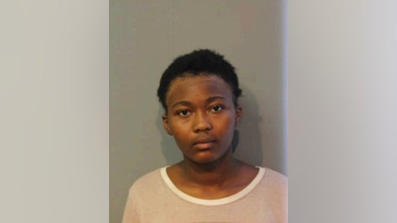 Girl, 14, missing from Bronzeville
