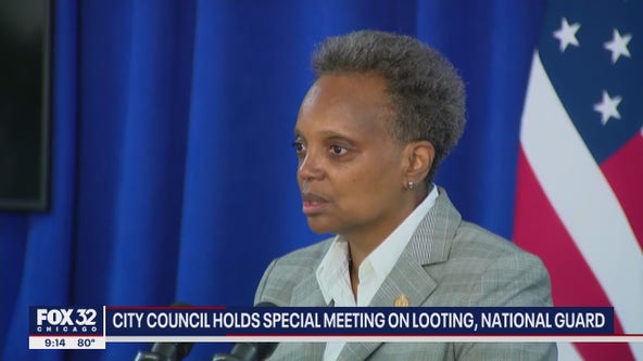 Chicago aldermen call on Lightfoot to request National Guard assistance