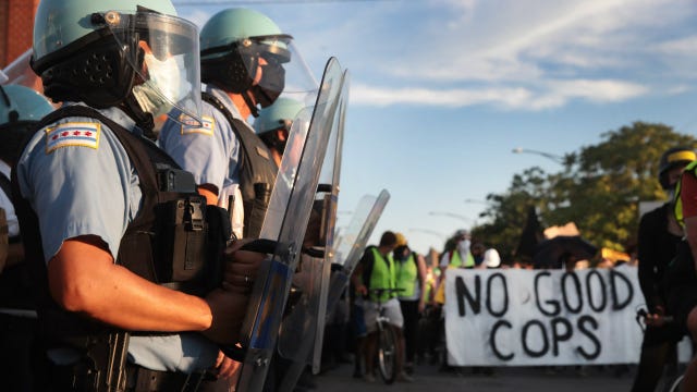Chicago police are retiring at twice the normal rate: report