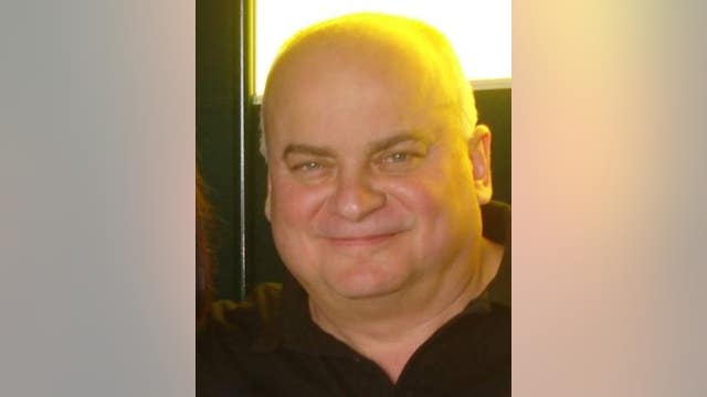 Whiting mayor charged with stealing campaign funds; says he will resign