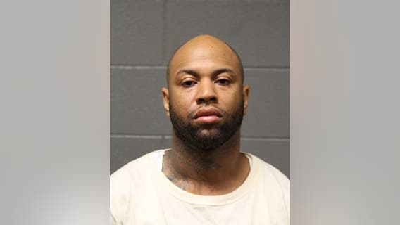 Man charged with firing shots, falsely claiming to have hostage in South Loop SWAT standoff