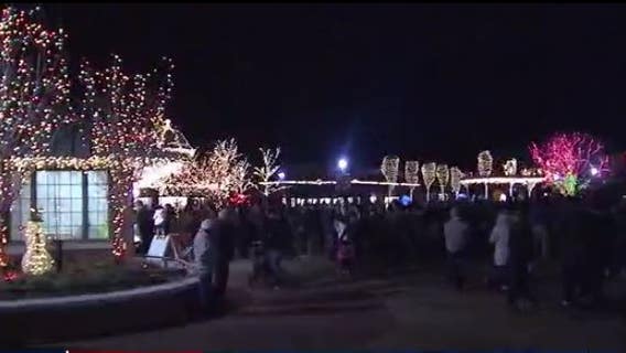 Lincoln Park Zoo Lights charging entry fee this holiday season