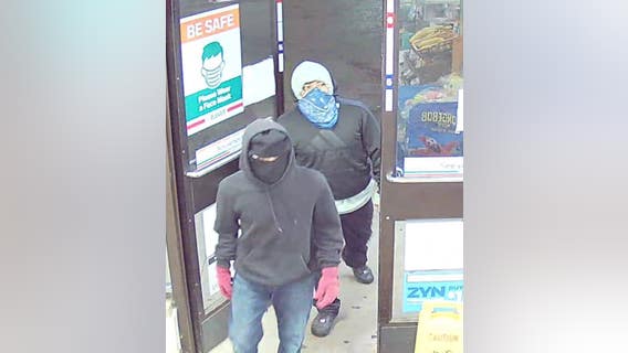 Police seek suspects in armed robbery at Prospect Heights 7-Eleven