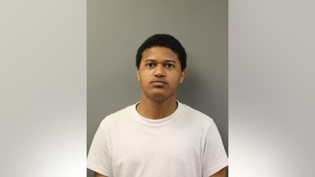 Man charged with fatally stabbing woman at Wicker Park Walgreens