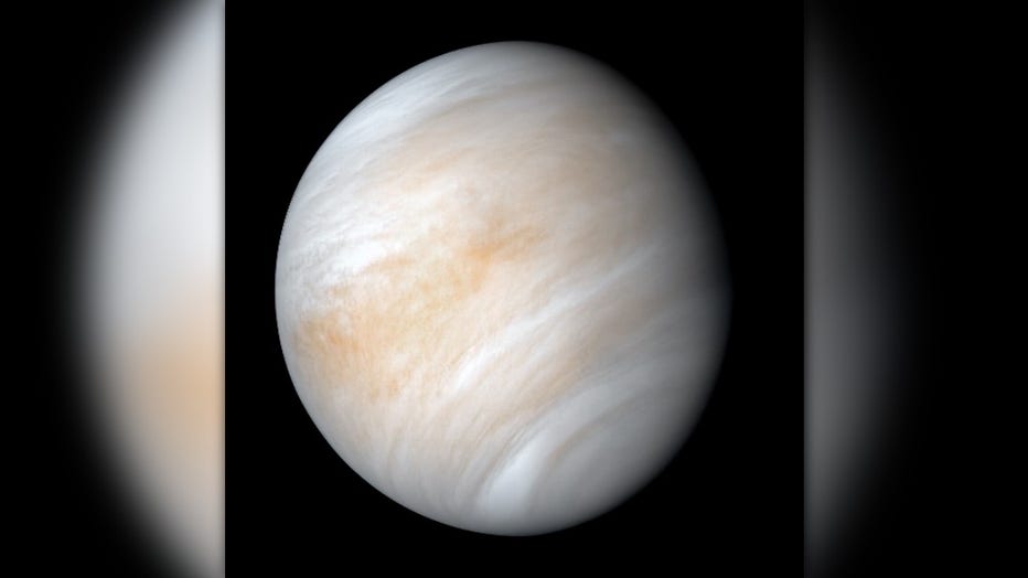 6ac12e57-Venus