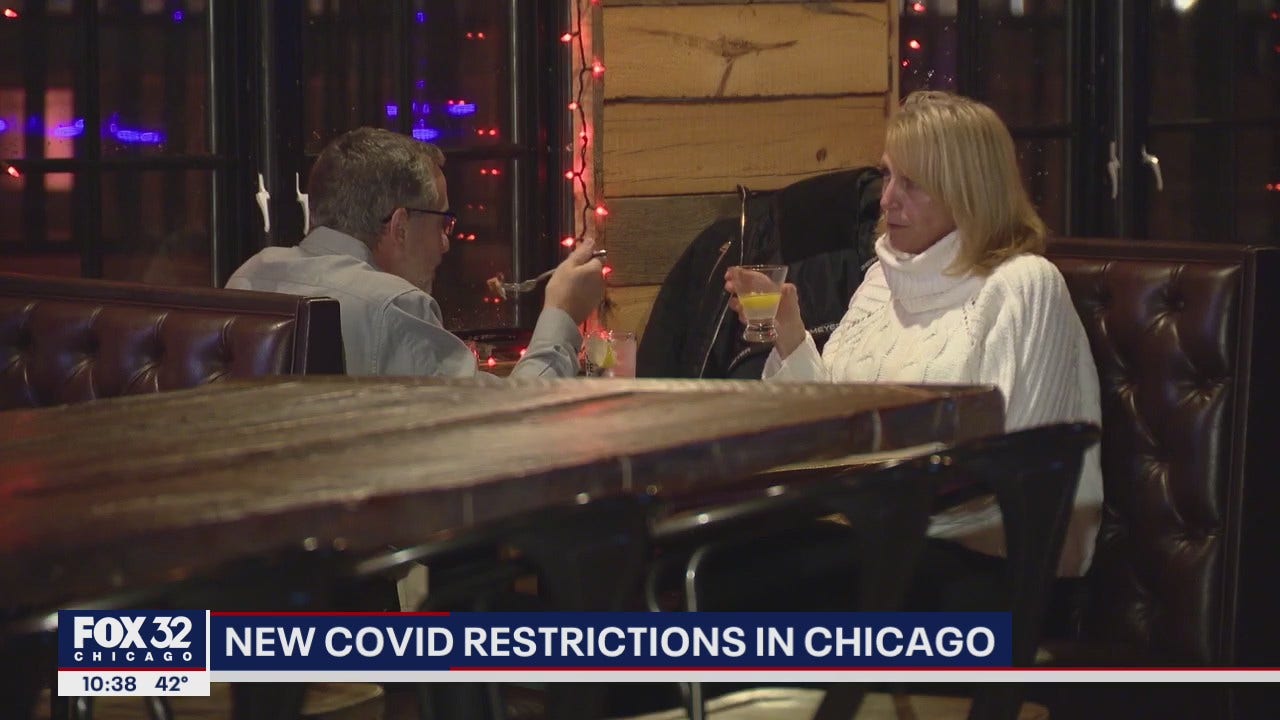 Curfew goes into effect in Chicago for nonessential businesses